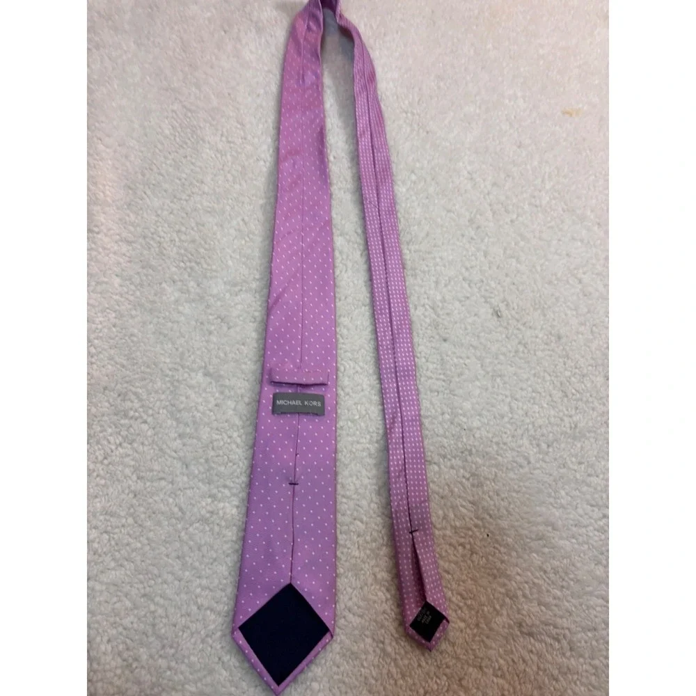 Michael Kors Mens Lilac Purple Polka Dot Silk‎ Necktie